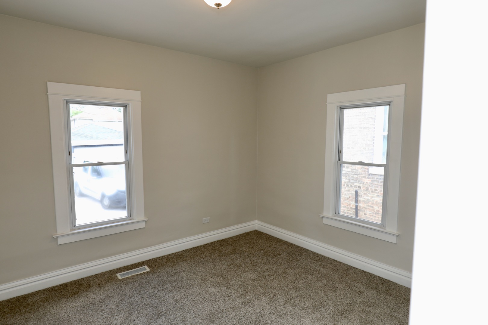 507 Grant Avenue Joliet, IL 60433 - Photo 11 of 16