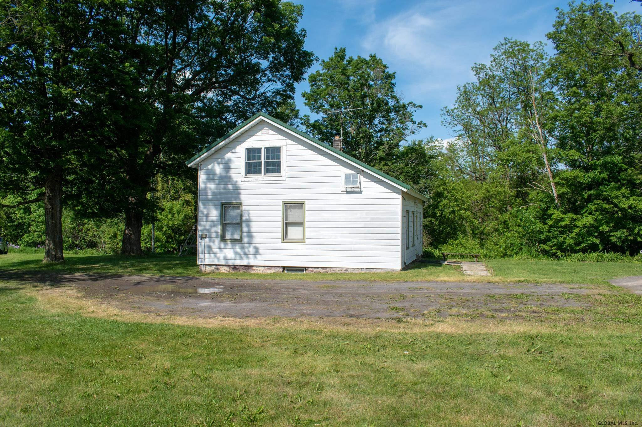 724 Langley Road Florida, NY 12010 - Photo 3 of 42 Photo 3