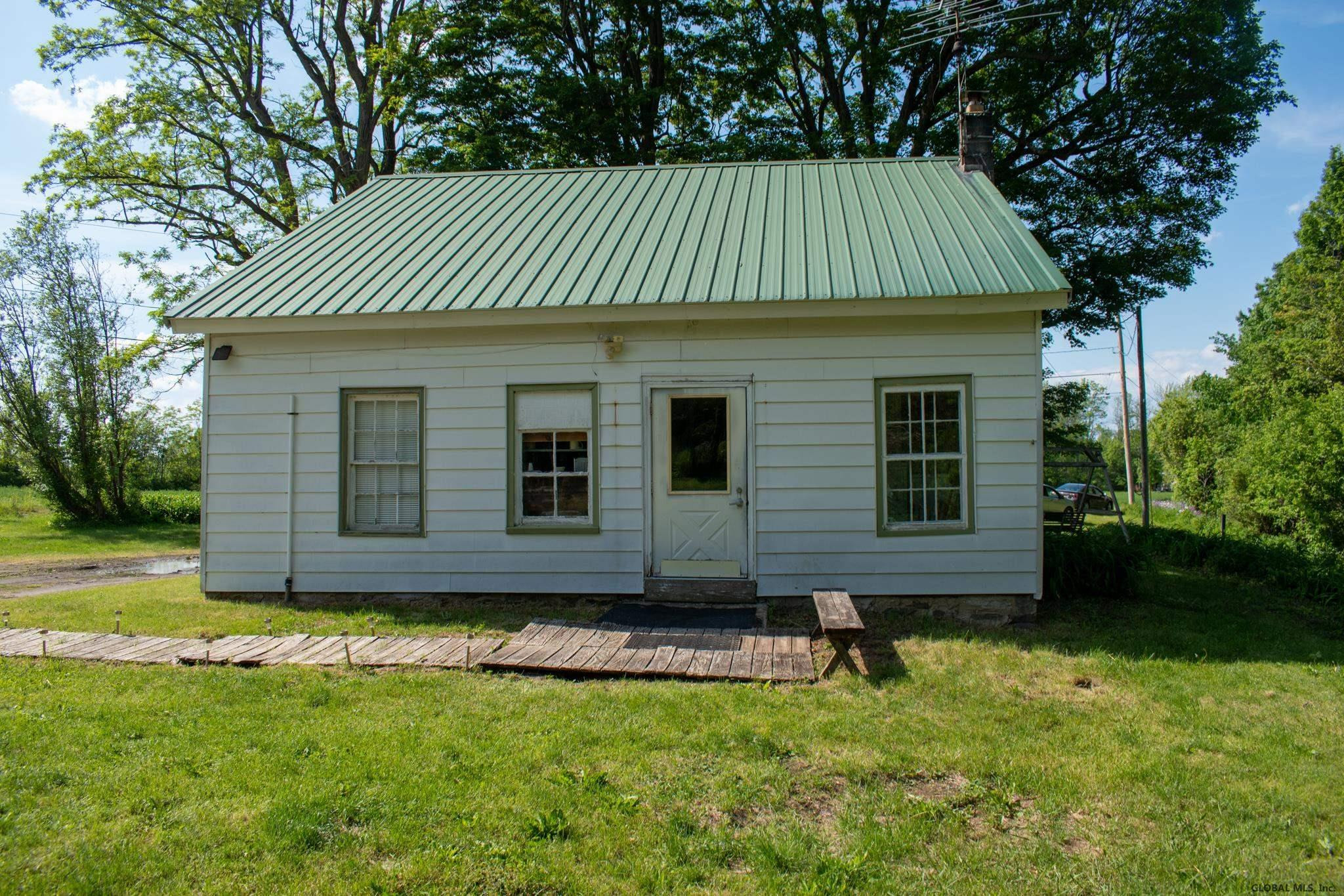 724 Langley Road Florida, NY 12010 - Photo 4 of 42 Photo 4