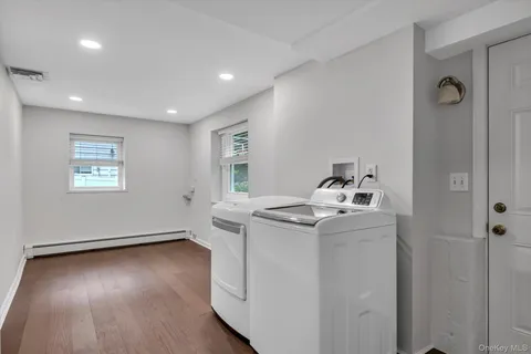 a view of utility room with washer and dryer