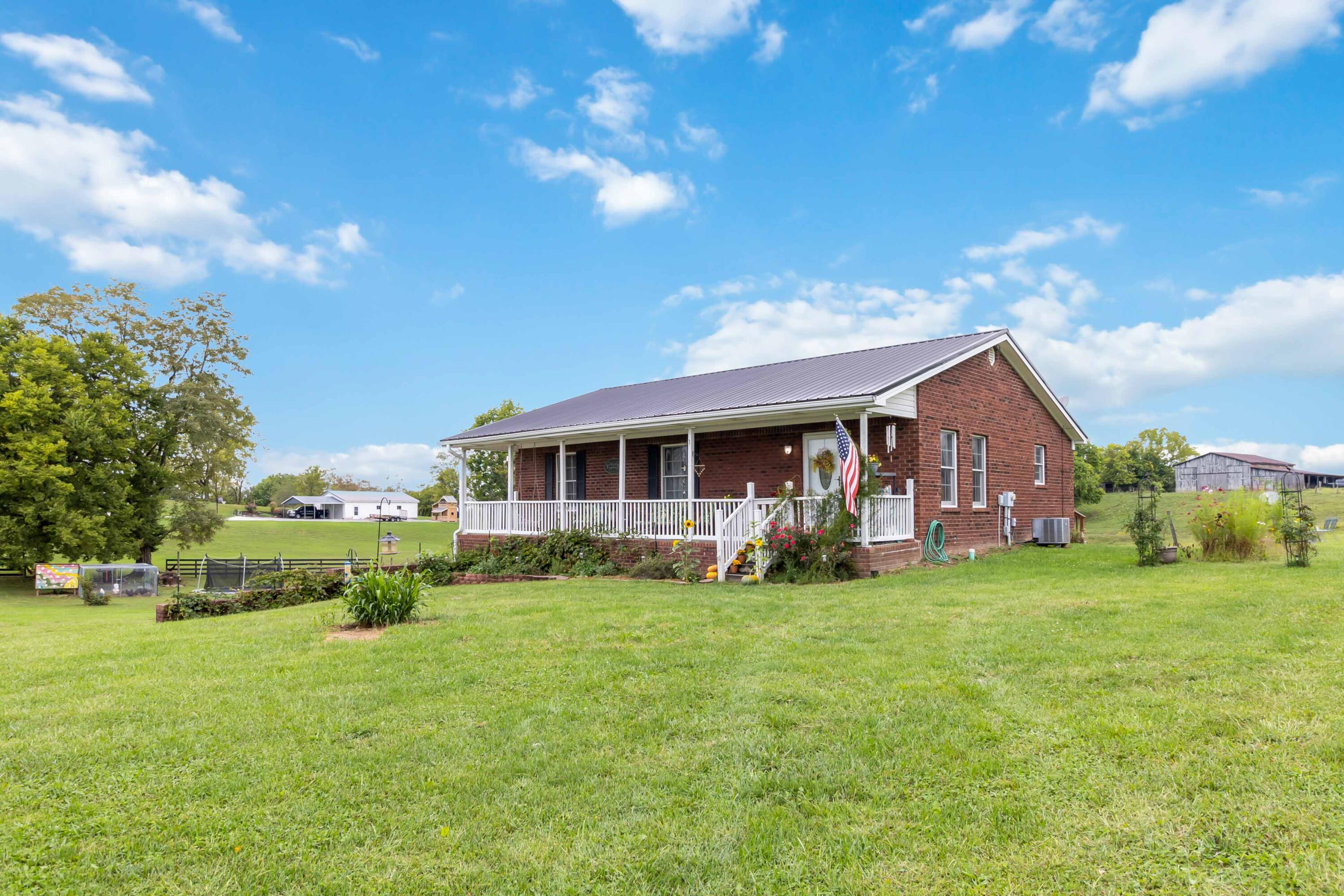 1443 Richmond Rd Loop 1, Unit 1 Lancaster, KY 40444 - Photo 3 of 41 002