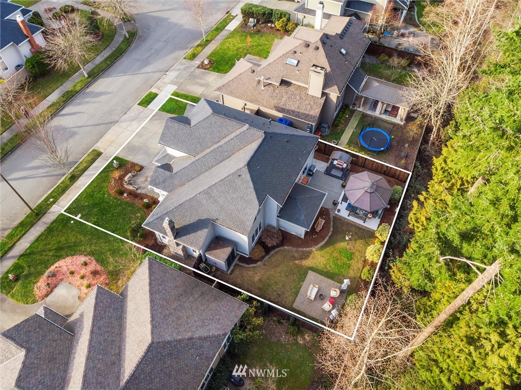 21409 31st Avenue Southeast Bothell, WA 98021 - Photo 35 of 40 an aerial view of a house with a garden and plants