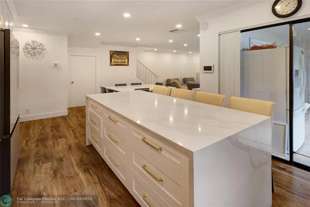 $410,000 | 9390 Southwest 61st Way, Unit D, Boca Raton, FL 33428