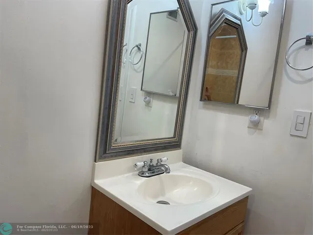 $410,000 | 9390 Southwest 61st Way, Unit D, Boca Raton, FL 33428