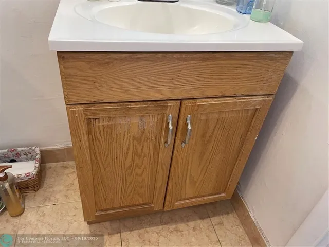 $410,000 | 9390 Southwest 61st Way, Unit D, Boca Raton, FL 33428