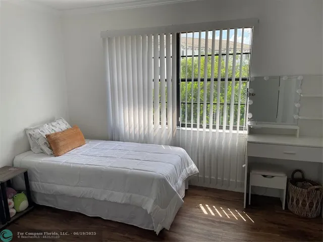 $410,000 | 9390 Southwest 61st Way, Unit D, Boca Raton, FL 33428