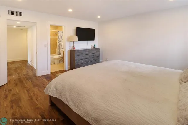 $410,000 | 9390 Southwest 61st Way, Unit D, Boca Raton, FL 33428