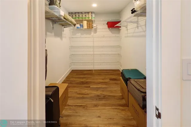 $410,000 | 9390 Southwest 61st Way, Unit D, Boca Raton, FL 33428