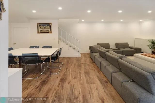 $410,000 | 9390 Southwest 61st Way, Unit D, Boca Raton, FL 33428