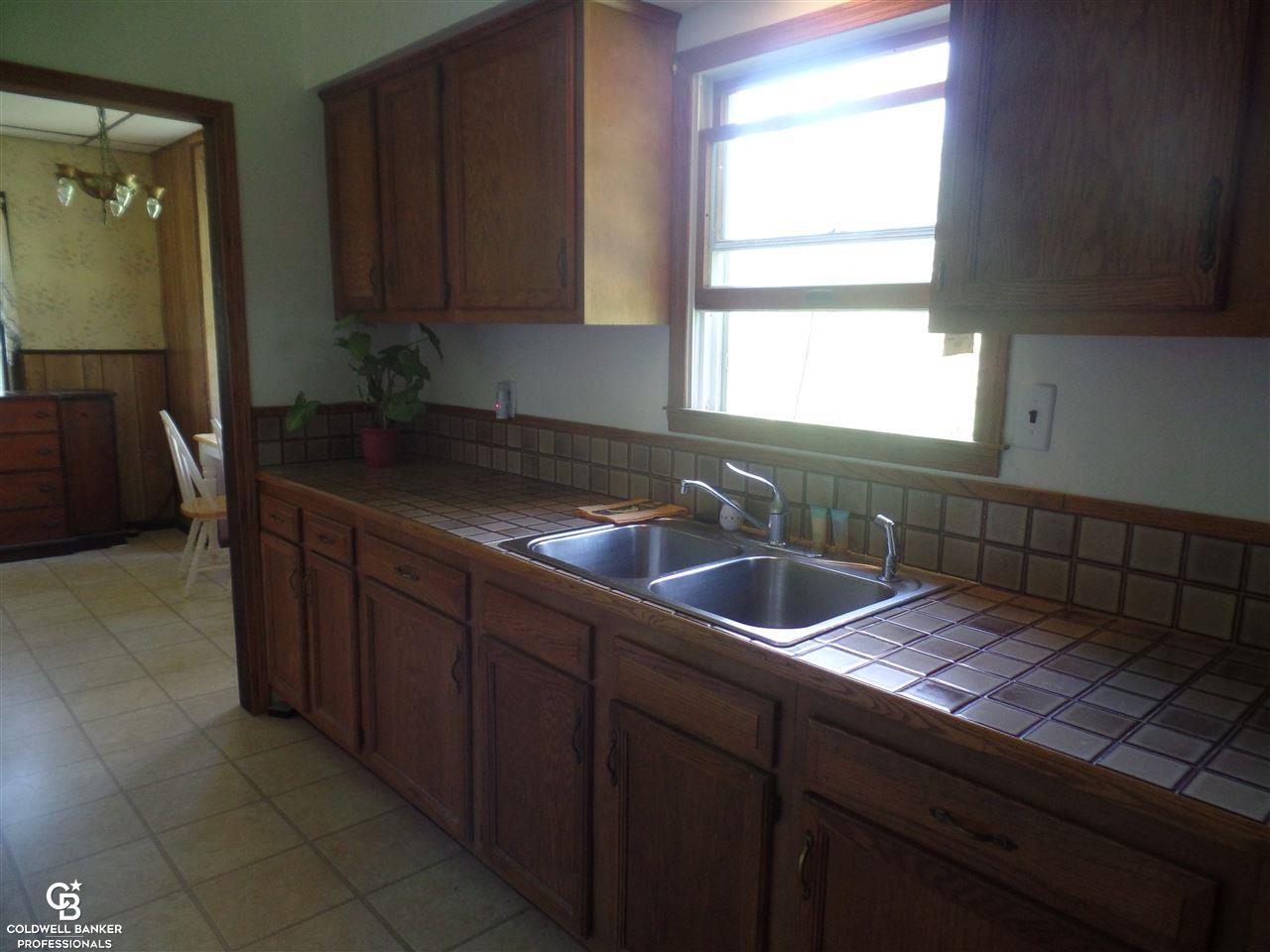 37480 Hebel Road Richmond, MI 48062 - Photo 8 of 58 31289893-7.JPG