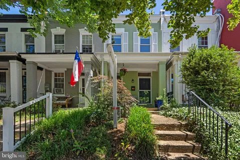 $599,000 | 11 16th Street Northeast, Washington, DC 20002