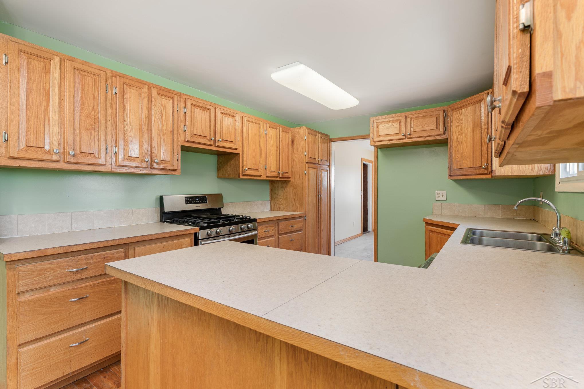 2671 North 8 Mile Road Pinconning, MI 48650 - Photo 6 of 33 50190337-6089A7D9-E784-4F50-B78C-F56E7770EBCF.JPG