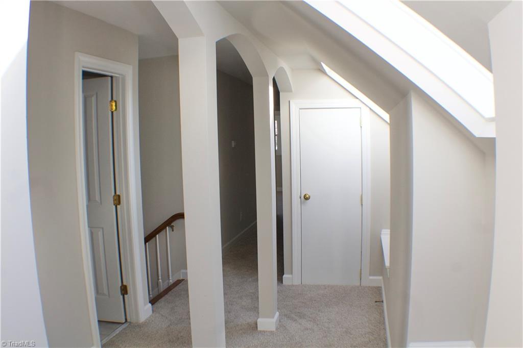 109 Burrows Road Jamestown, NC 27282 - Photo 31 of 39 Gallery Image 31