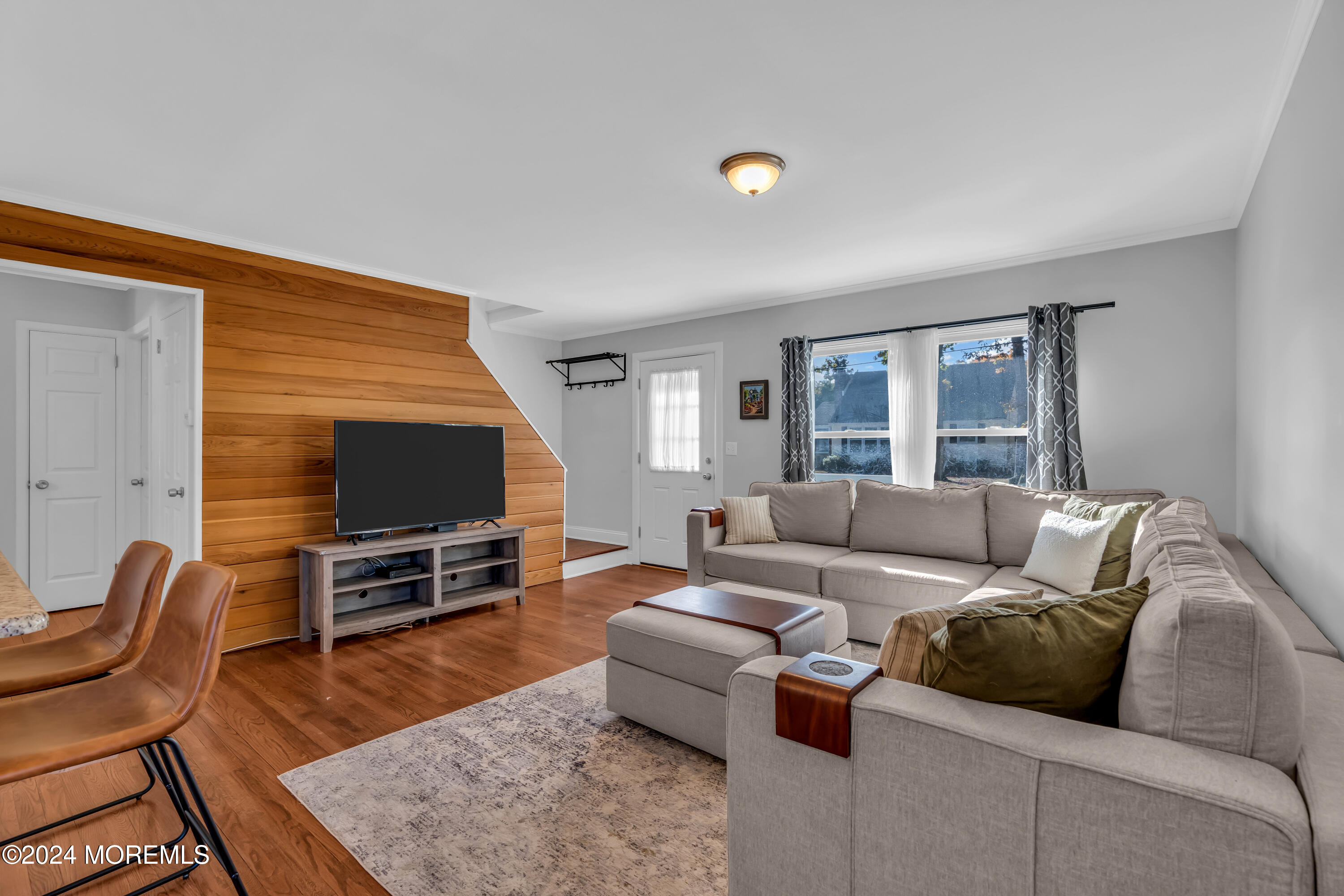 305 Robbins Road Neptune Township, NJ 07753 - Photo 17 of 56 Living Room