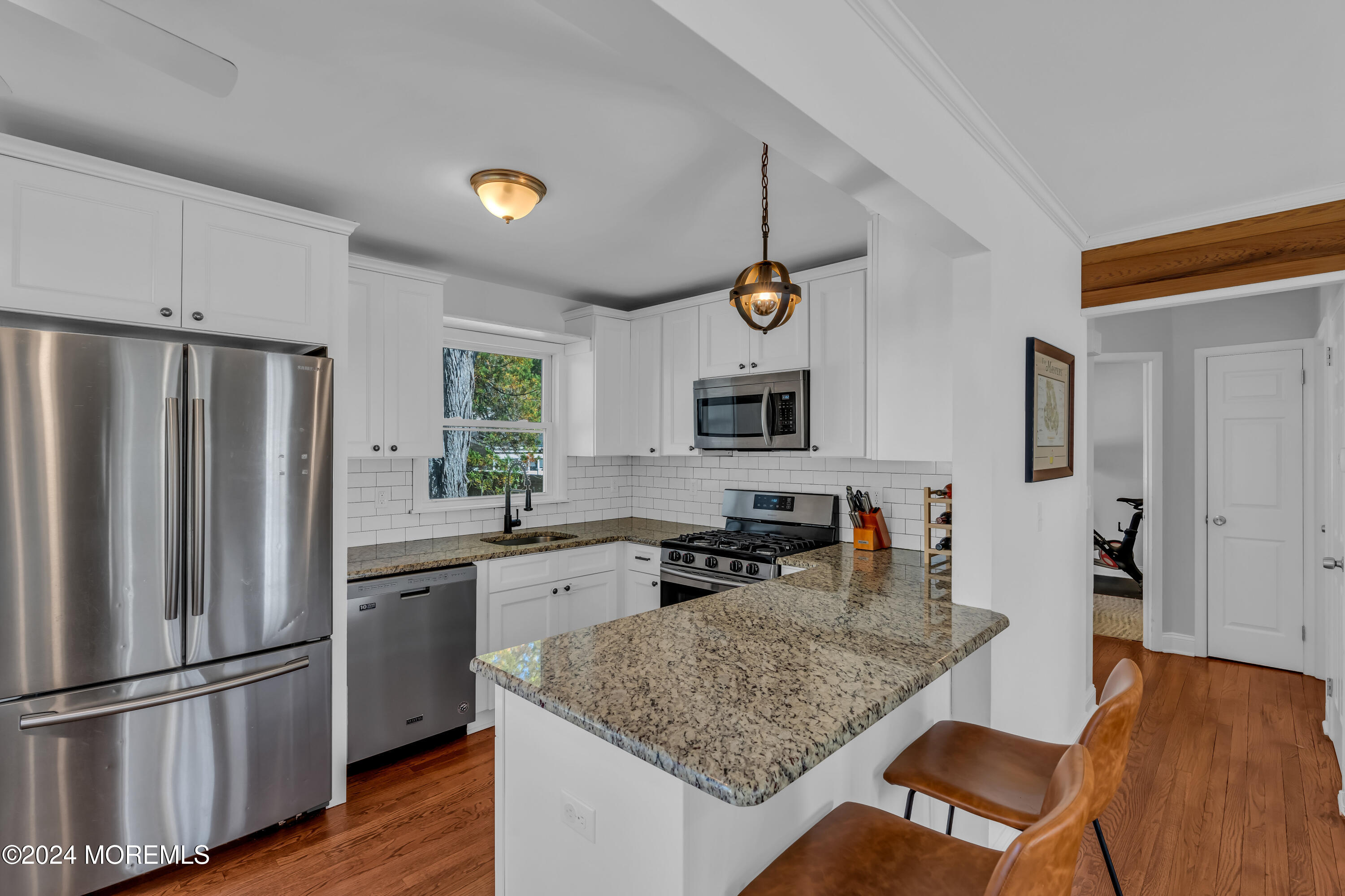 305 Robbins Road Neptune Township, NJ 07753 - Photo 22 of 56 Kitchen