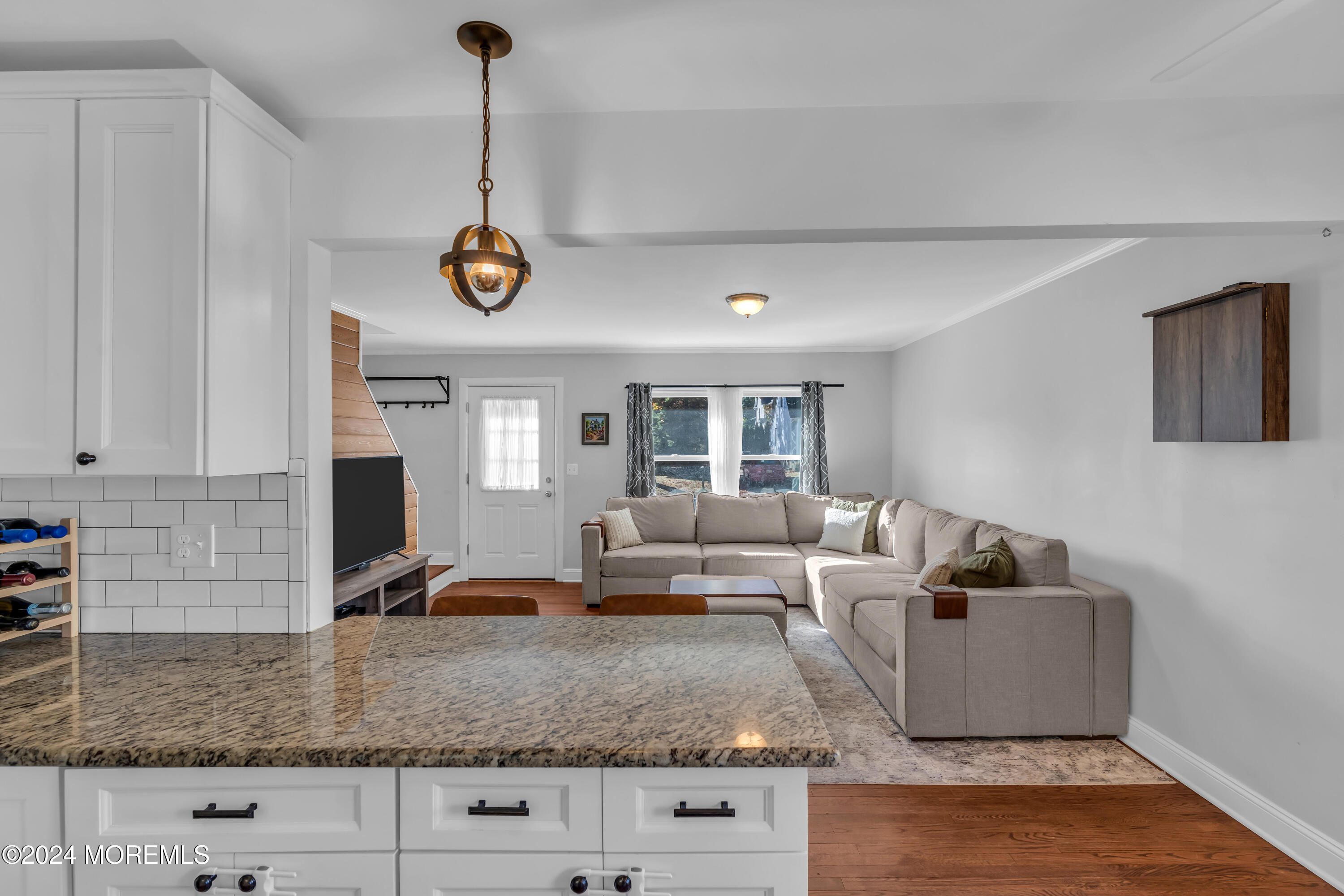 305 Robbins Road Neptune Township, NJ 07753 - Photo 26 of 56 Kitchen