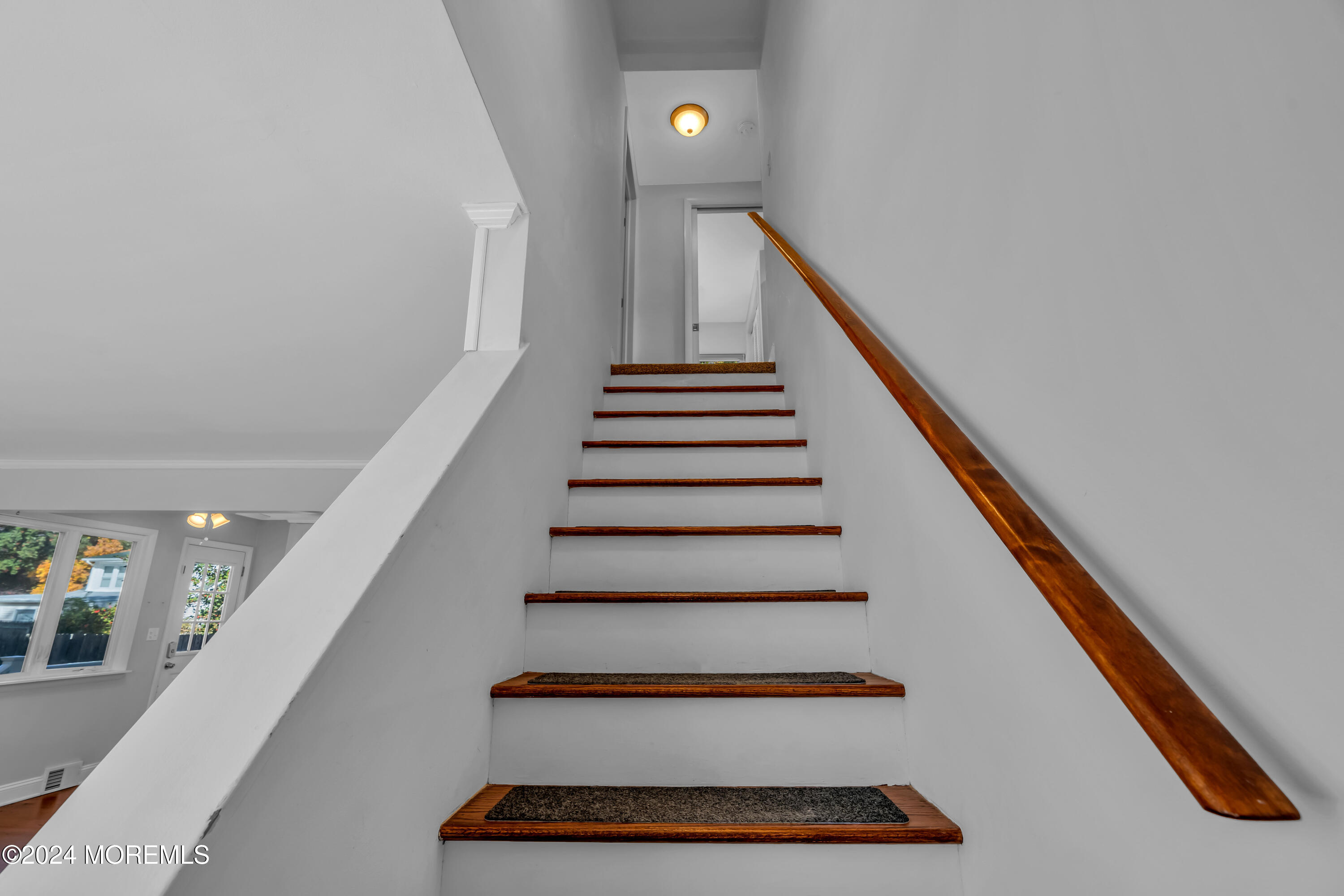 305 Robbins Road Neptune Township, NJ 07753 - Photo 36 of 56 Stairway