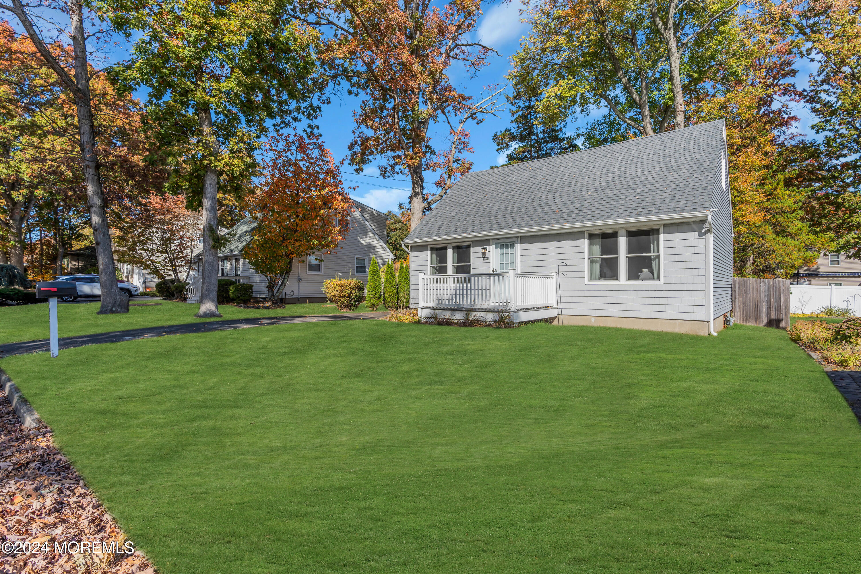 305 Robbins Road Neptune Township, NJ 07753 - Photo 4 of 56 Front Exterior