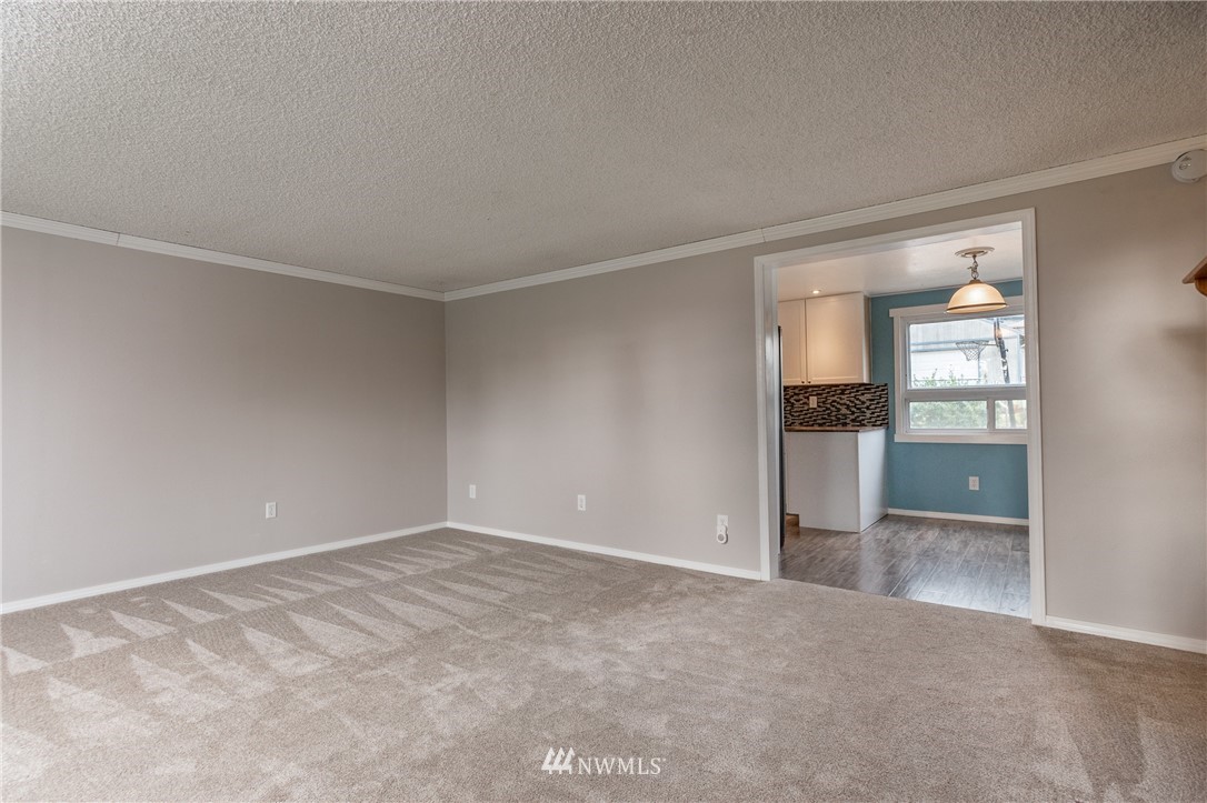 1092 View Ridge Drive Oak Harbor, WA 98277 - Photo 4 of 30 Gallery Image 4