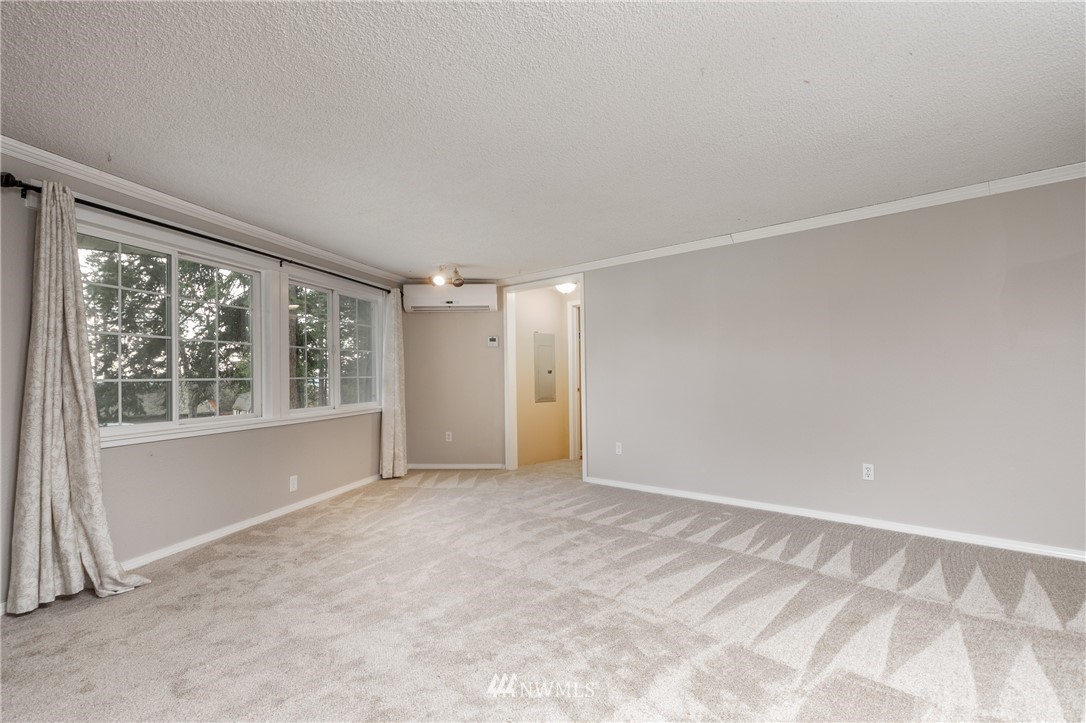 1092 View Ridge Drive Oak Harbor, WA 98277 - Photo 5 of 30 Gallery Image 5