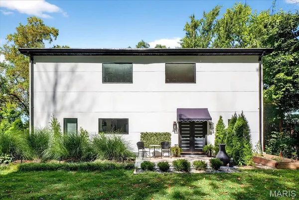 $850,000 | 2510 North 89th Street, Caseyville, IL 62232