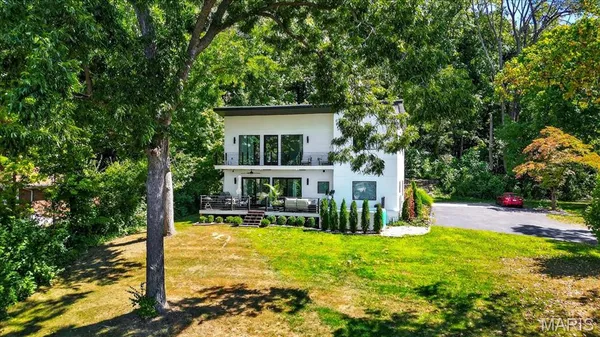 $850,000 | 2510 North 89th Street, Caseyville, IL 62232
