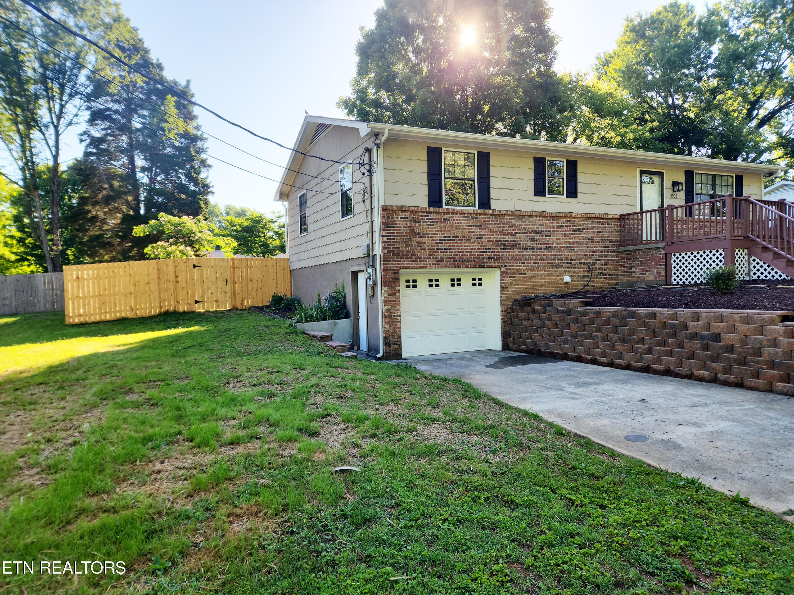 5908 Moore Road Knoxville, TN 37920 - Photo 2 of 23 02_beyc6a32d4f269345