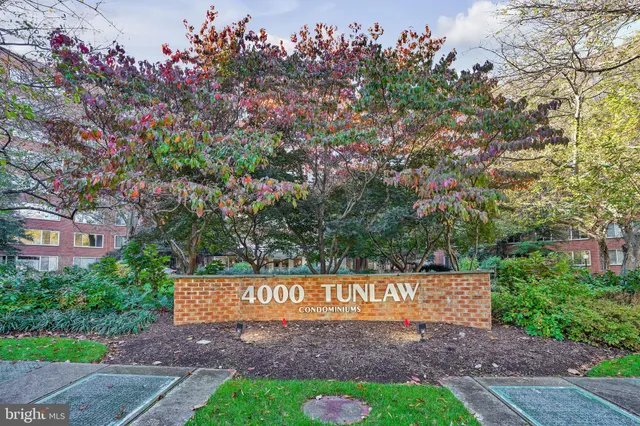 $2,095 | 4000 Tunlaw Road Northwest, Unit 417, Washington, DC 20007