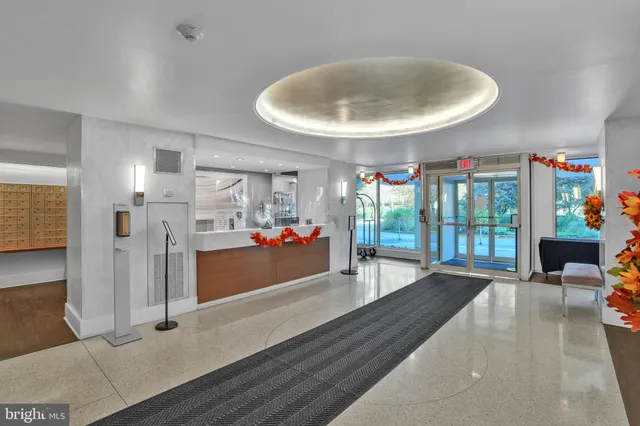 $2,095 | 4000 Tunlaw Road Northwest, Unit 417, Washington, DC 20007