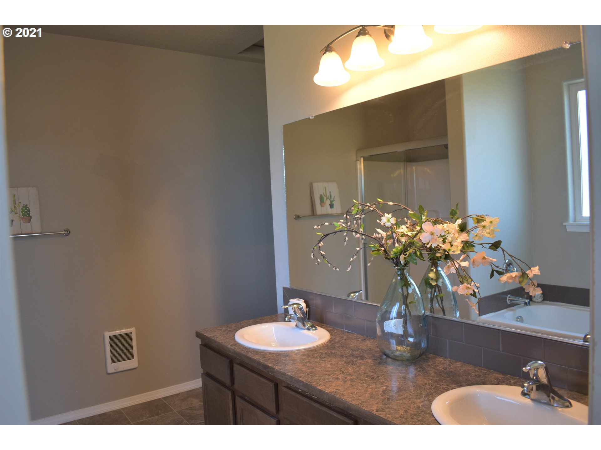 21315 Southwest Savage Road Sheridan, OR 97378 - Photo 17 of 28 Gallery Image 17