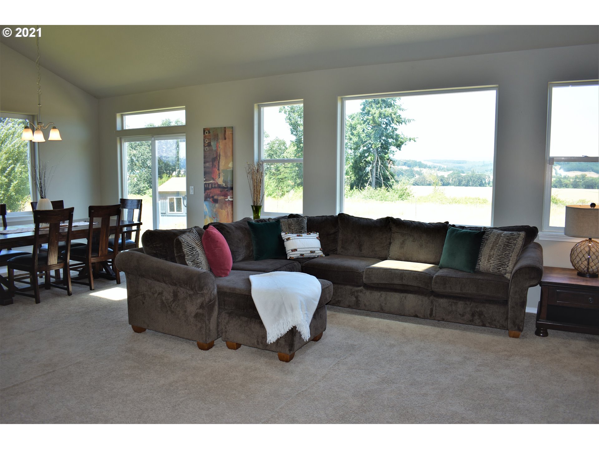 21315 Southwest Savage Road Sheridan, OR 97378 - Photo 8 of 28 Gallery Image 8