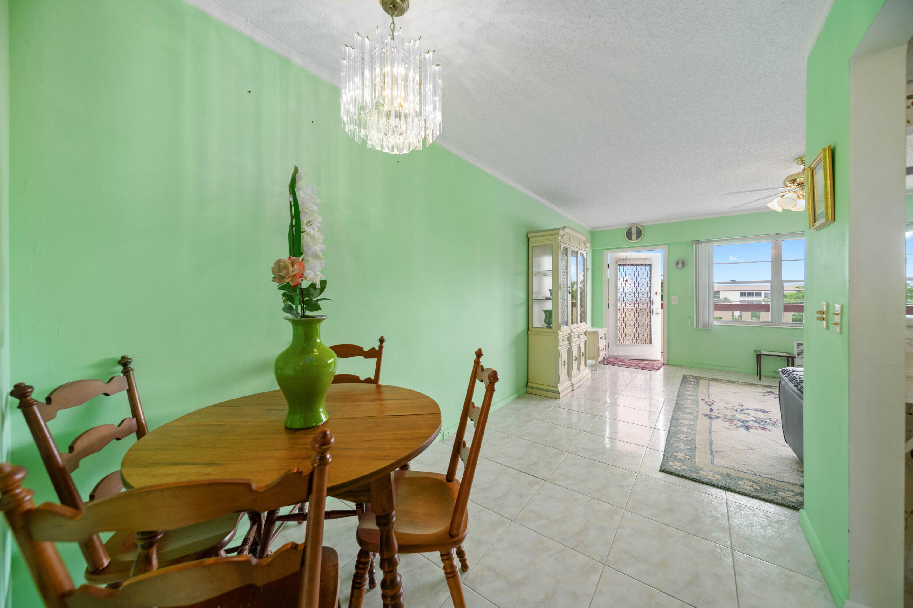 36 Brighton A Boca Raton, FL 33434 - Photo 5 of 13 Dining Area