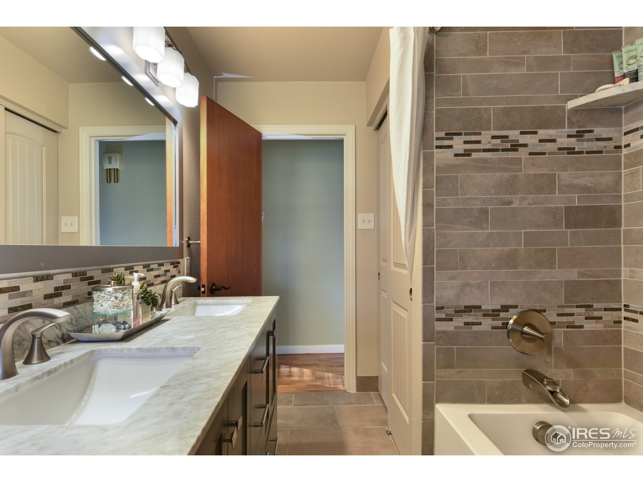 1636 Fairacres Road Greeley, CO 80631 - Photo 16 of 30 Gallery Image 16