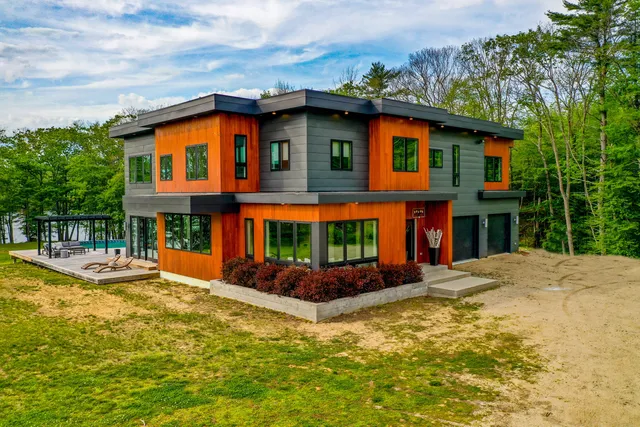 $1,980,000 | 764 North River Road, Greene, ME 04236