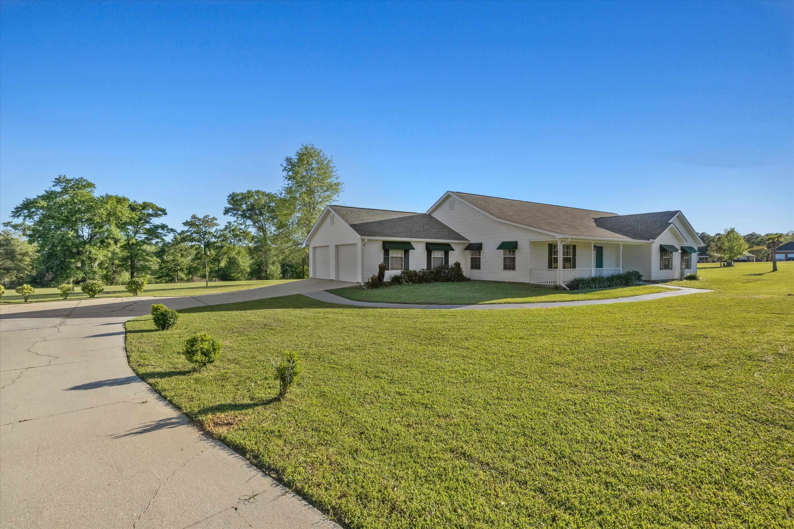 1115 Glory Road Quincy, FL 32352 - Photo 4 of 36