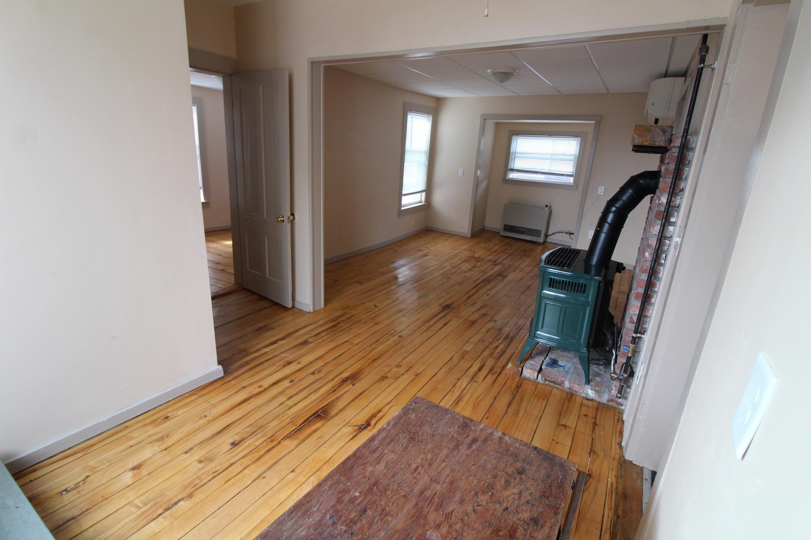 27 Centenary Avenue, Unit 2 Laconia, NH 03246 - Photo 9 of 27