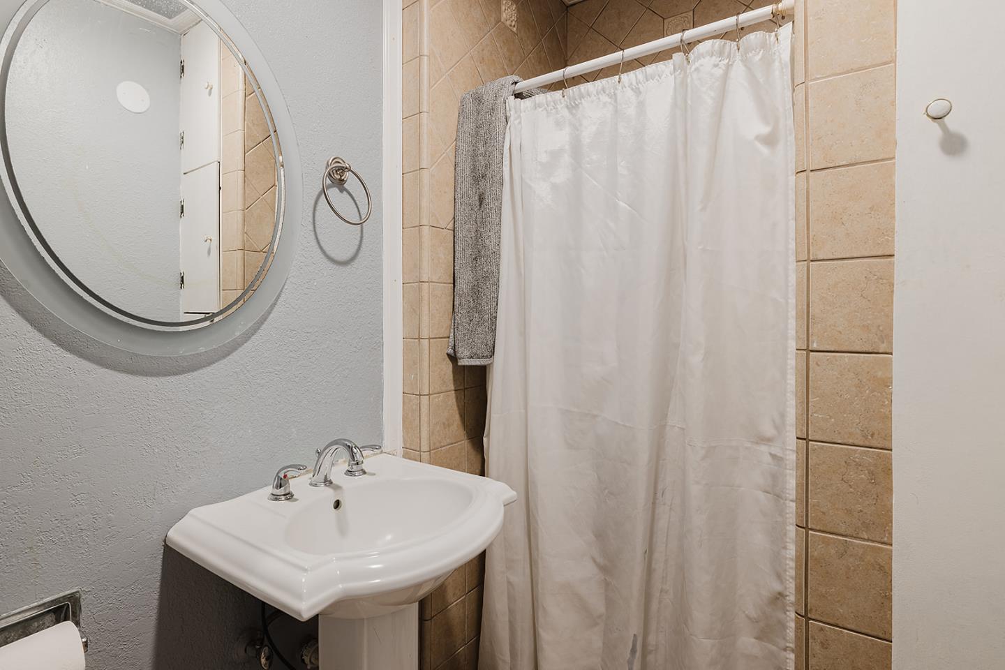 15 Rincon Avenue Salinas, CA 93905 - Photo 18 of 30