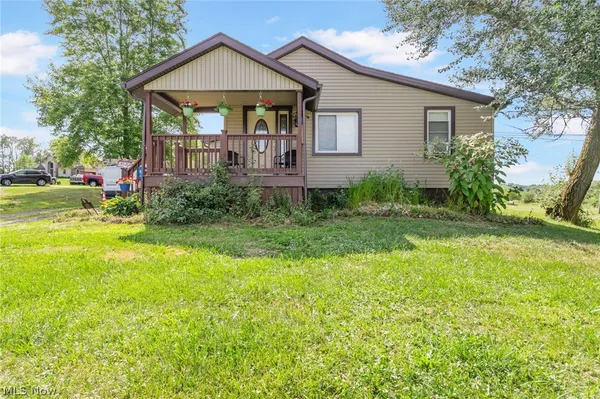 $289,900 | 2425 Miday Avenue Northeast, East Canton, OH 44730