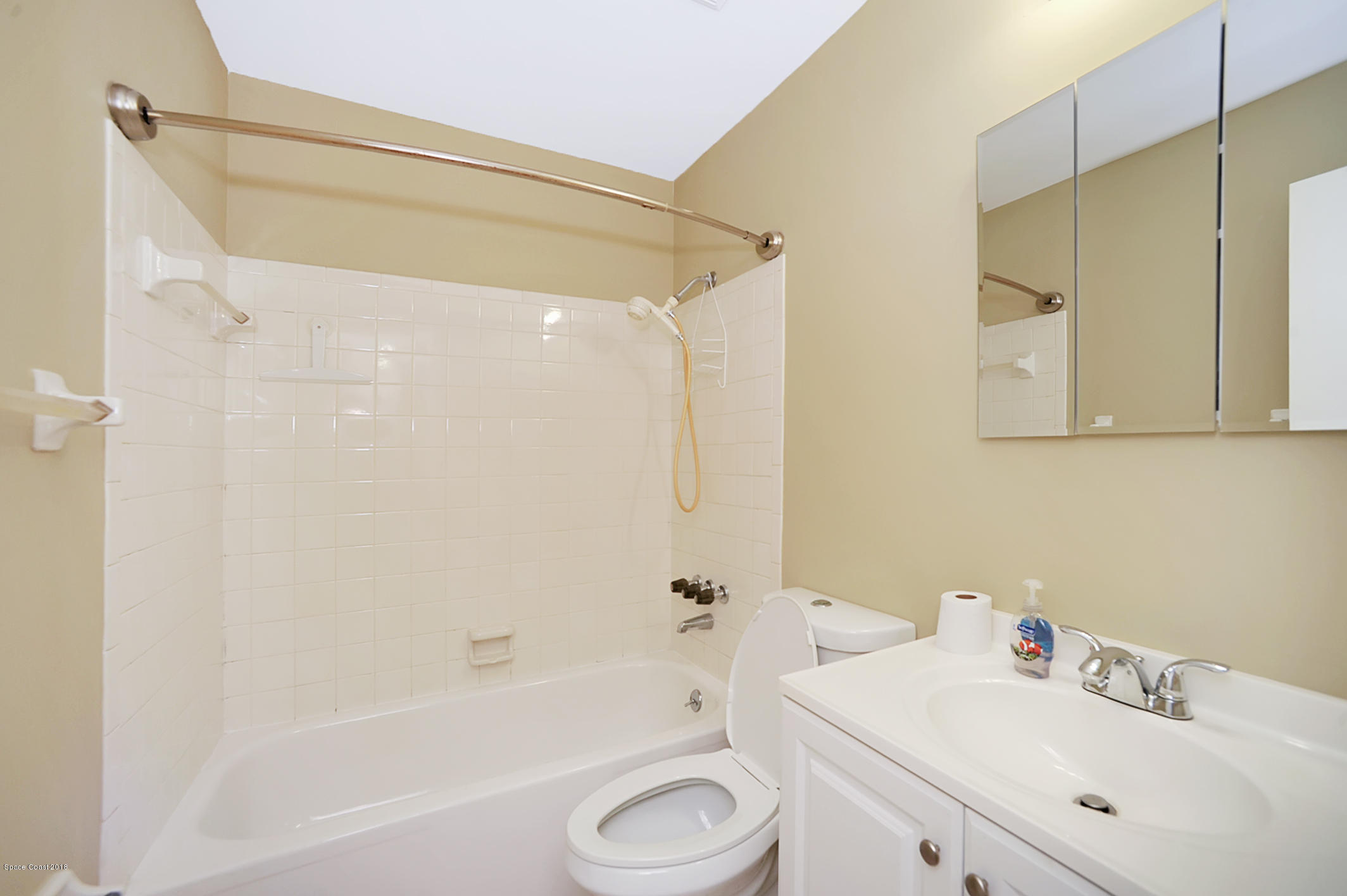 2795 Locksley Road Melbourne, FL 32935 - Photo 12 of 21 REW_7214