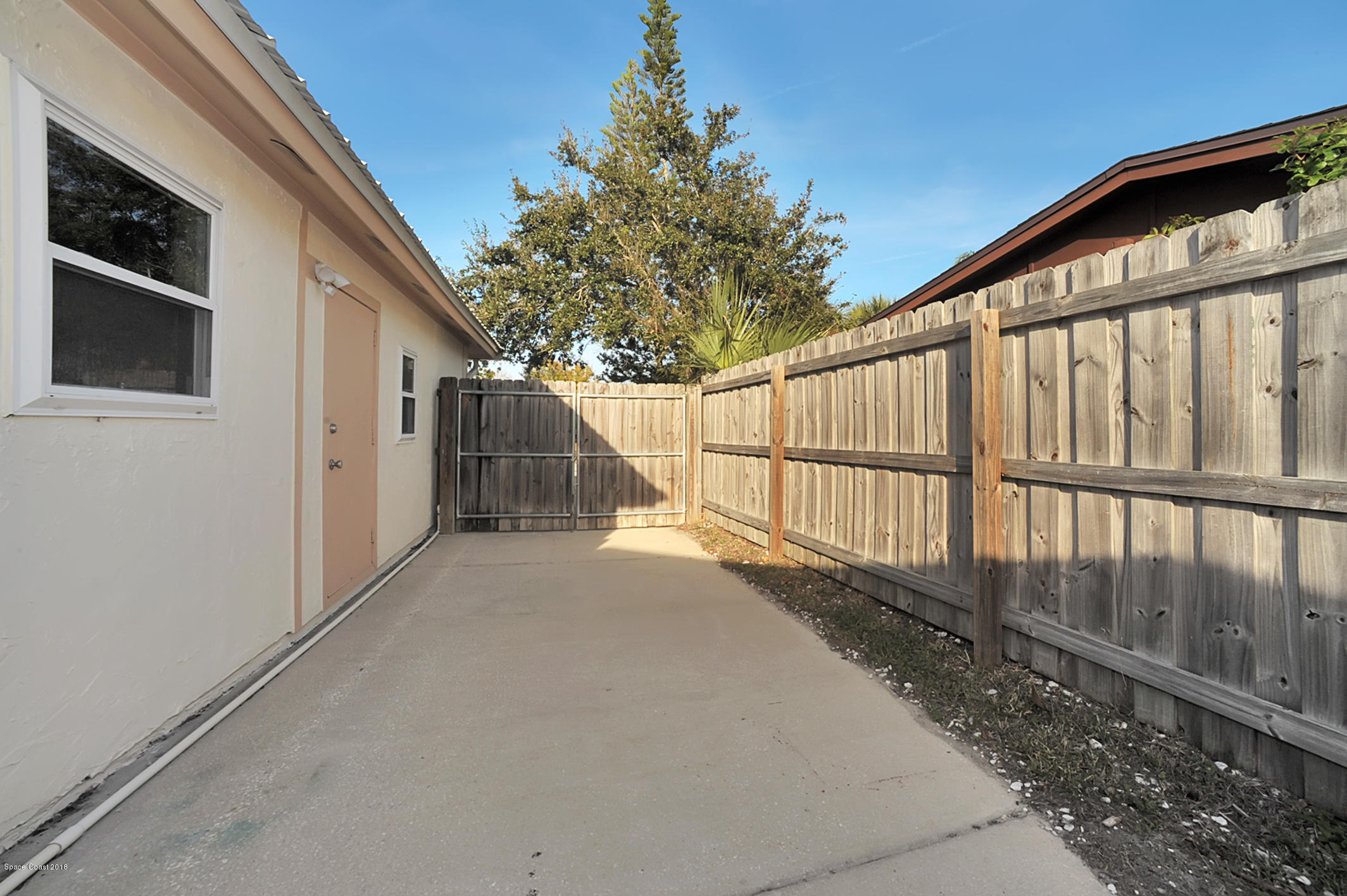 2795 Locksley Road Melbourne, FL 32935 - Photo 19 of 21 REW_7227