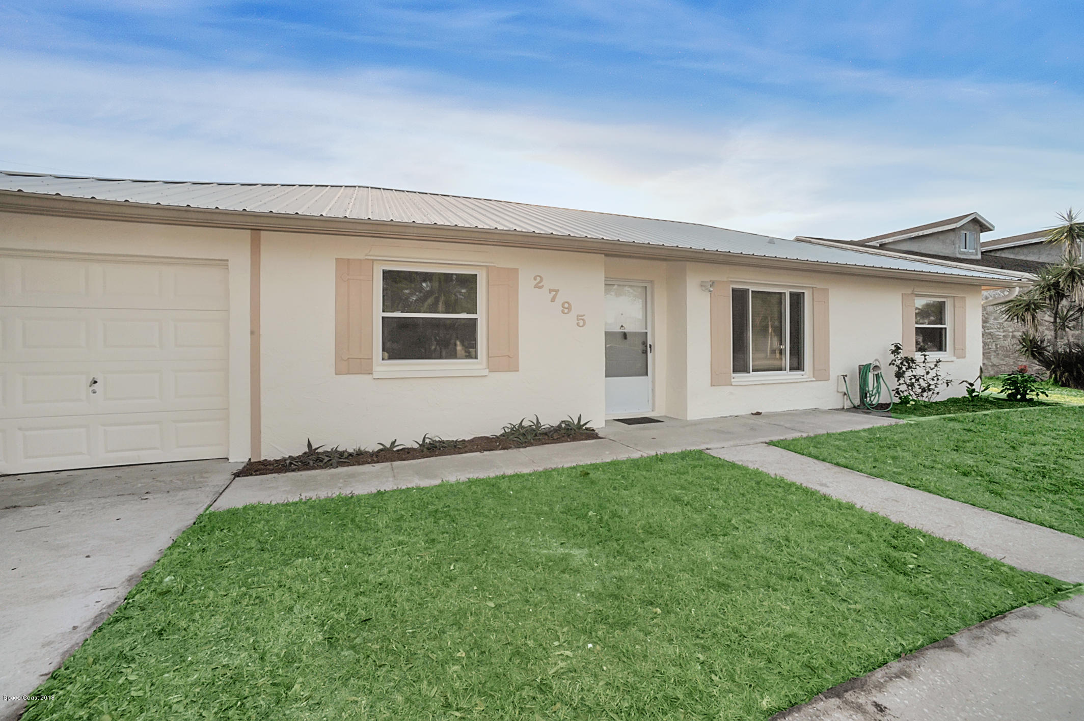 2795 Locksley Road Melbourne, FL 32935 - Photo 3 of 21 REW_7242