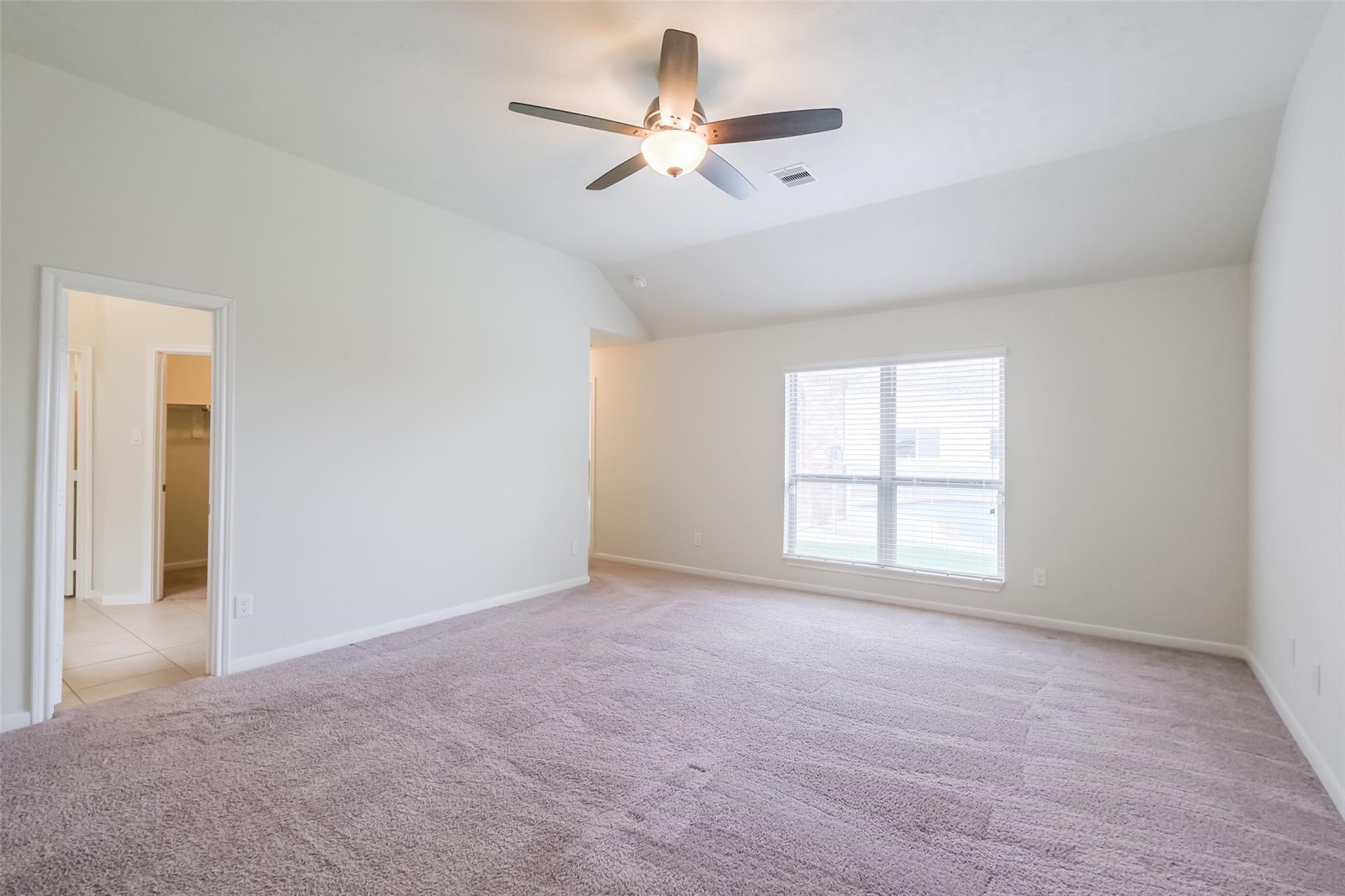 6811 Gonzales Point Manvel, TX 77578 - Photo 17 of 26 Primary Bedroom