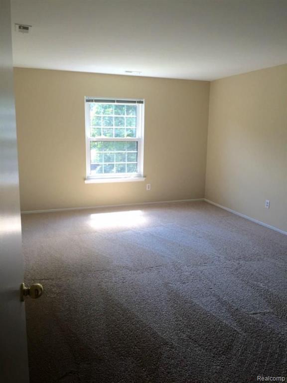 36946 Ridgedale Court Farmington Hills, MI 48331 - Photo 20 of 39