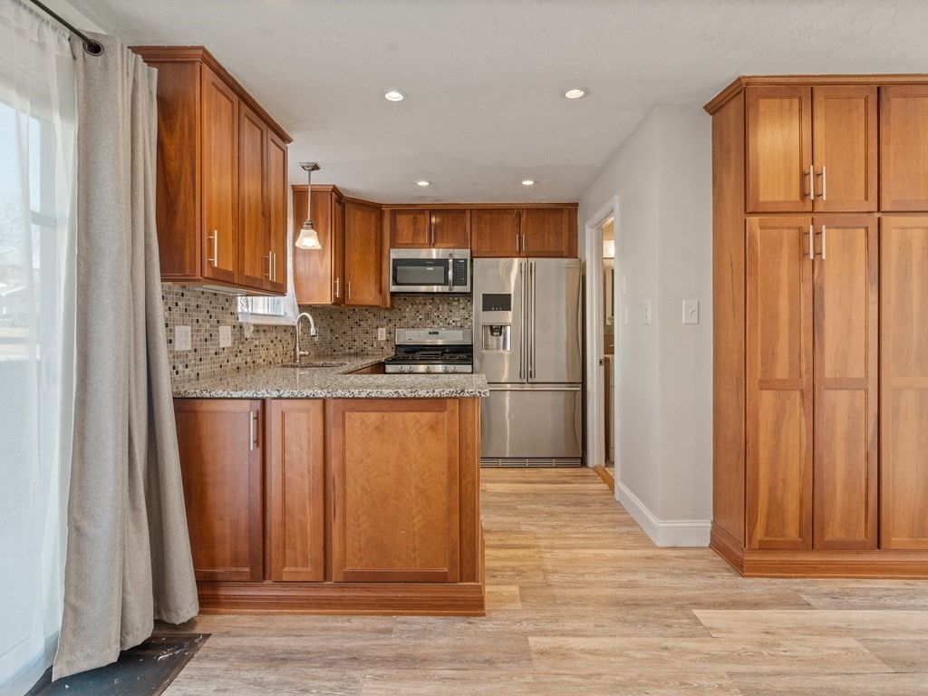 945 Riverside Drive, Unit 4C Methuen, MA 01844 - Photo 8 of 18 Gallery Image 8