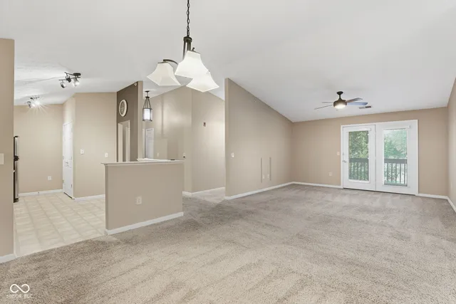 $185,000 | 8901 Hunters Creek Drive, Unit 309, Indianapolis, IN 46227