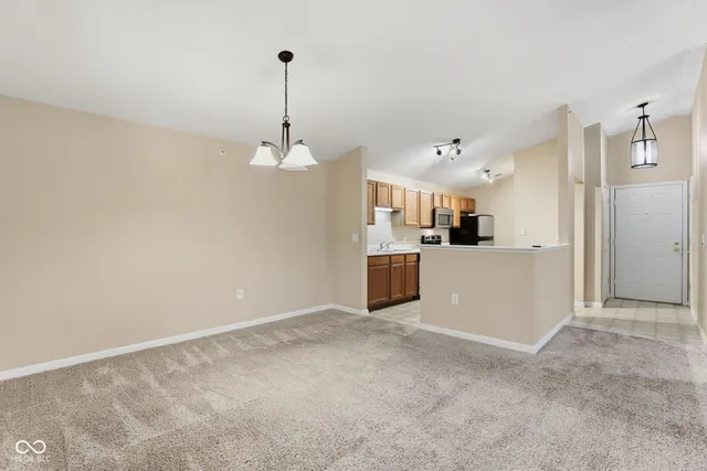 $185,000 | 8901 Hunters Creek Drive, Unit 309, Indianapolis, IN 46227