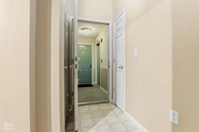 $185,000 | 8901 Hunters Creek Drive, Unit 309, Indianapolis, IN 46227