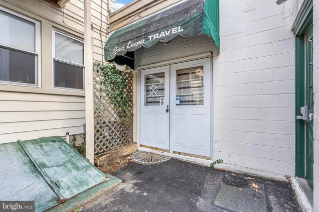 a view of steet corner