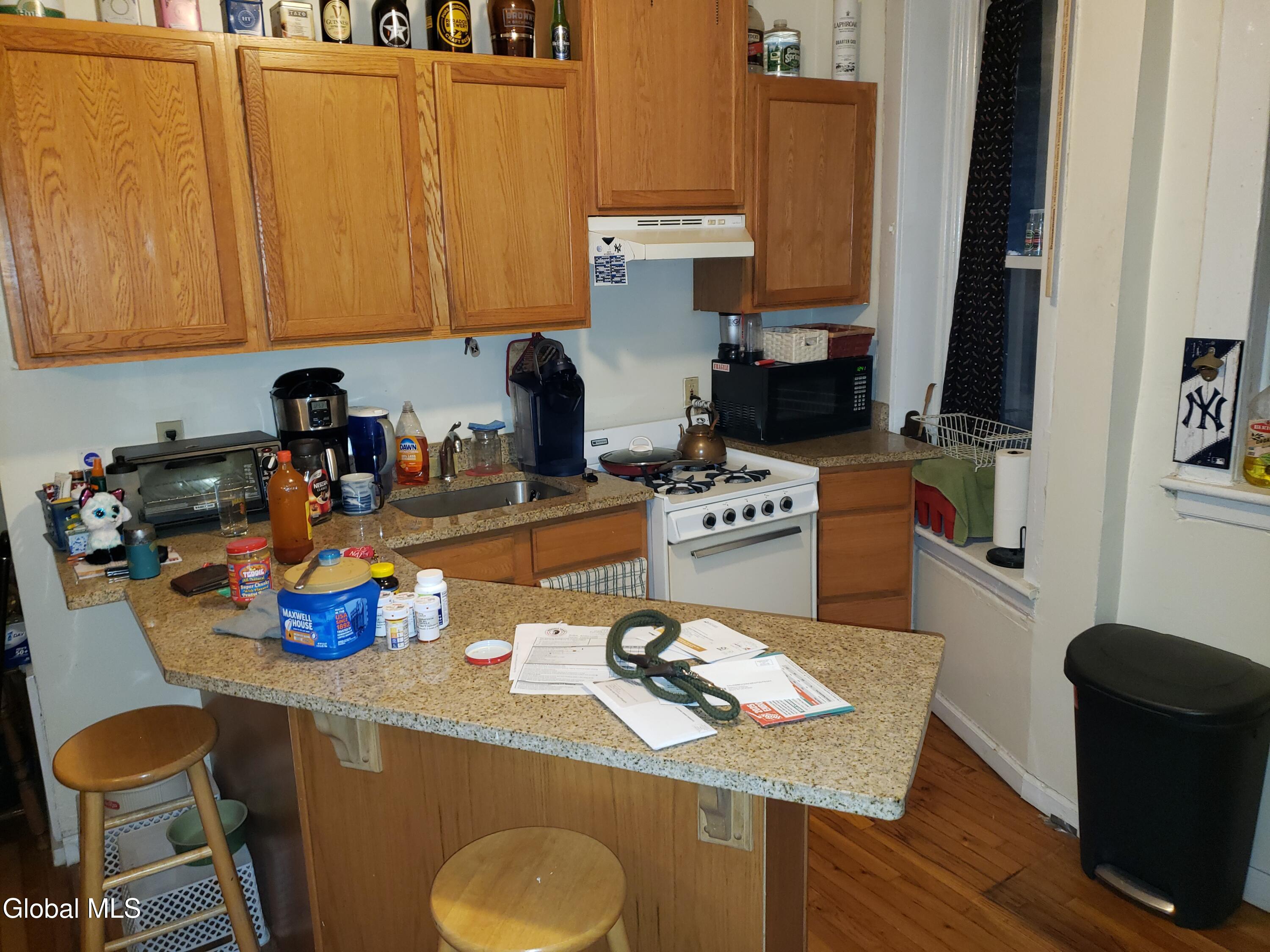 346 State Street Albany, NY 12210 - Photo 14 of 24 2b kithcen