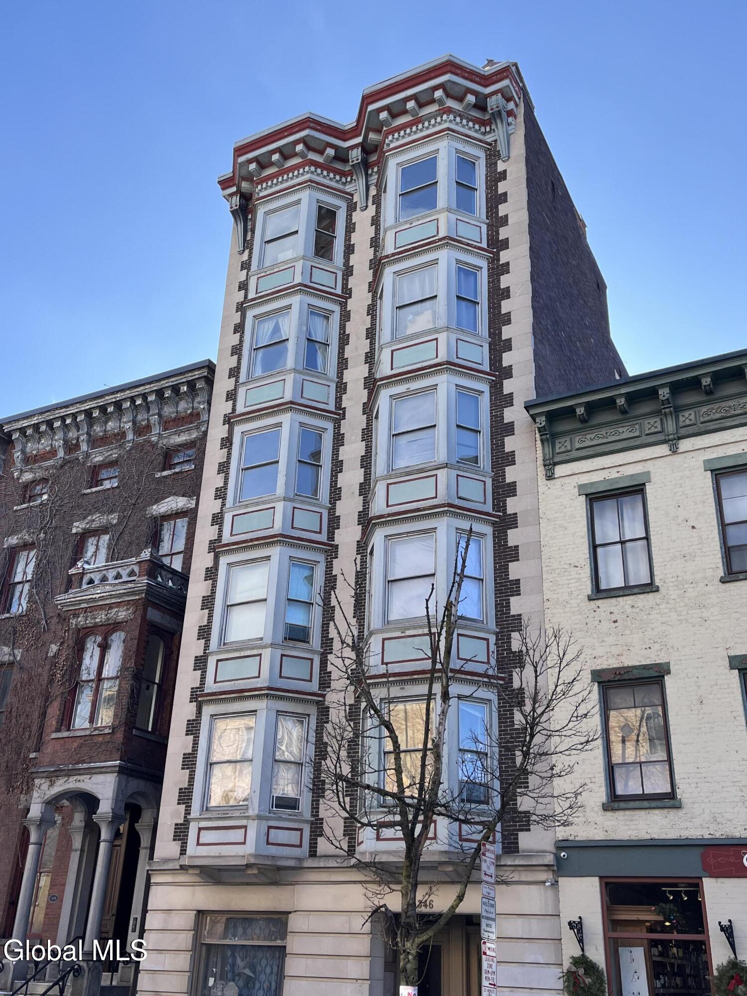 346 State Street Albany, NY 12210 - Photo 2 of 24 side.2